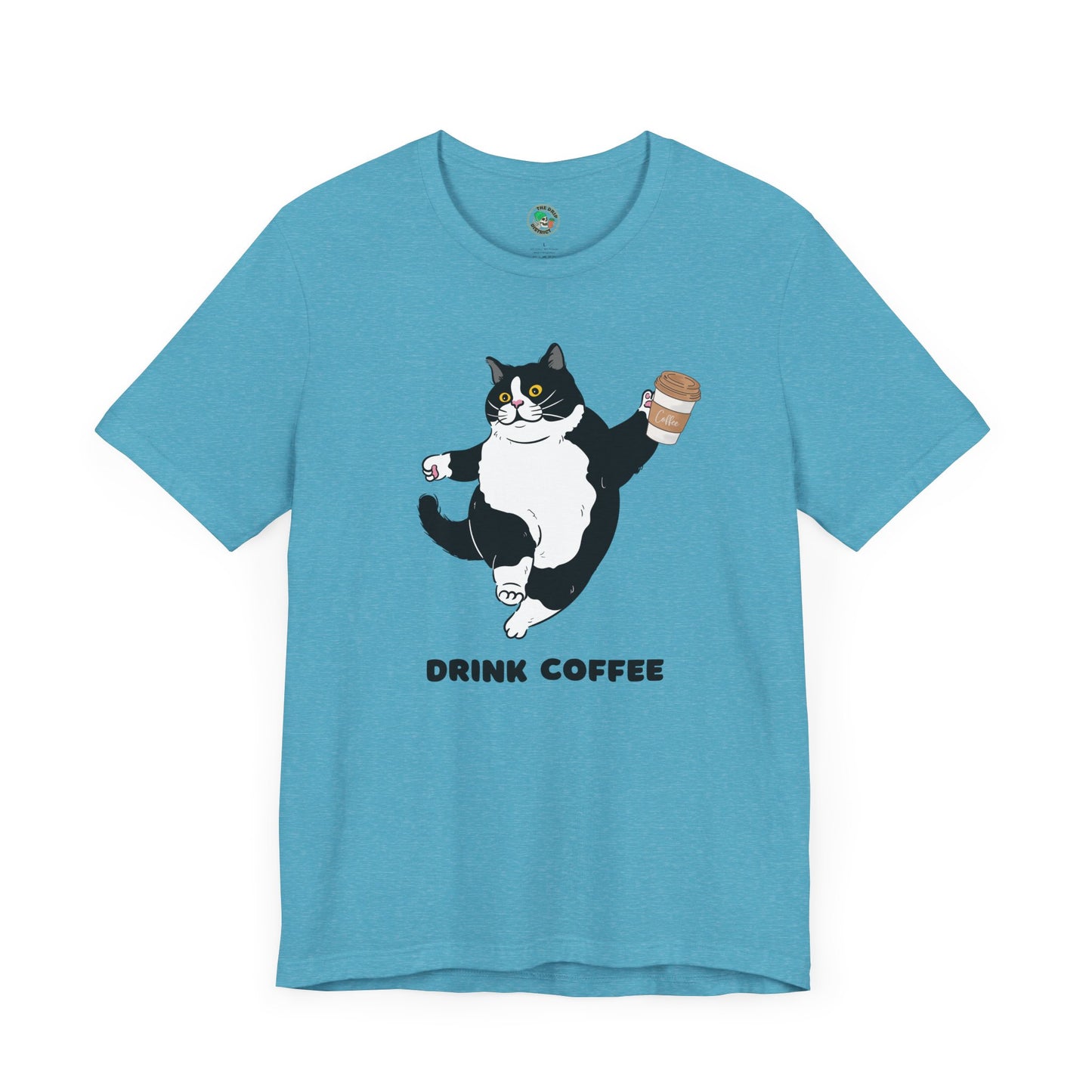 Camiseta con gato bailando bebiendo café